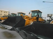 фронтальный погрузчик Shantui SL50W