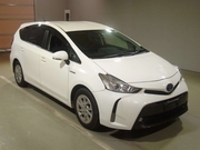Минивэн гибрид Toyota Prius Alpha кузов ZVW41W модификация S гв 2018