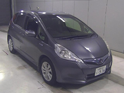 Хэтчбек гибрид Honda Fit кузов GP1 модификация Hybrid XH Selection Fin