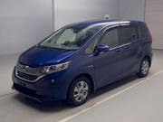 Минивэн гибрид 6 мест класса компактвэн Honda Freed Hybrid кузов GB7