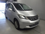 Минивэн 7 мест 4wd Honda Freed кузов GB4 модификация G Just Selection