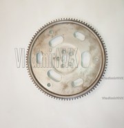 Маховик коленвала MR567875