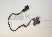 Датчик положения коленвала MR560603